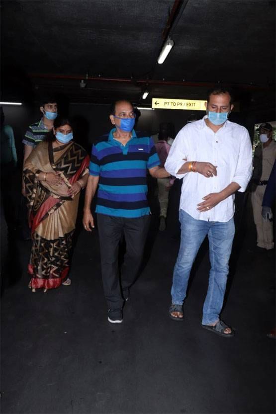 सुशांत को अ‍लविदा कहने श्मशान घाट पहुंची थीं करीबी दोस्त रिया