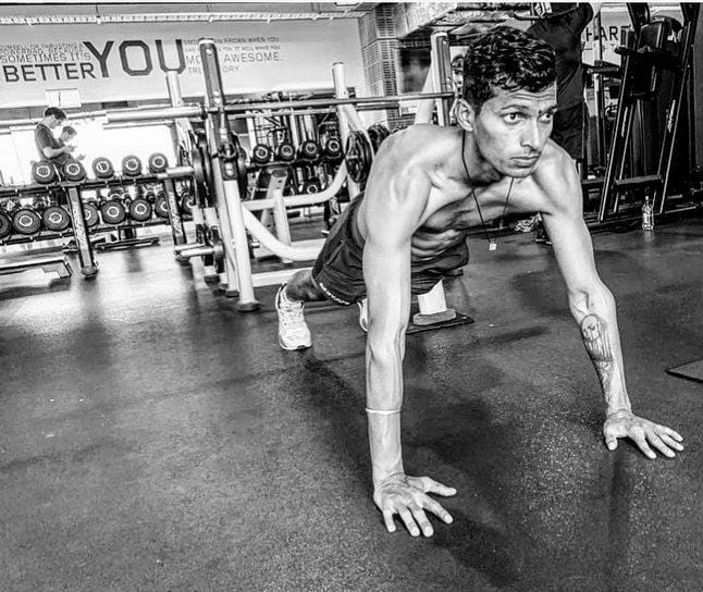 कोहली के इस गेंदबाज की फिटनेस देख हर कोई हैरान, रोनाल्डो से हुई तुलना