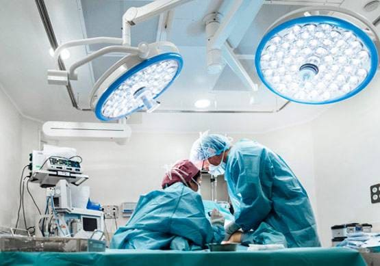 इन लक्षणों को ना करें नजरअंदाज,  हो सकता है ब्रेन ट्यूमर का खतरा