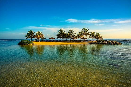 टूरिस्ट के स्वागत को तैयार ये 10 खूबसूरत देश, लॉकडाउन से हटा रहे पाबंदी