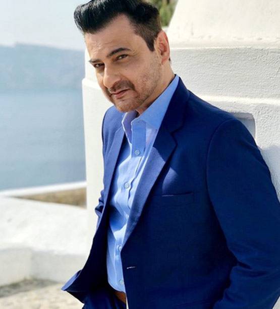 फिल्मी घरानों से ताल्लुक, फिर भी नहीं चला इन सितारों का बड़े पर्दे पर जादू