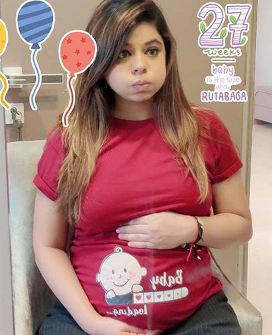 मां बनने वाली हैं कुसुम फेम एक्ट्रेस, बेबी बंप फ्लॉन्ट कर दिया खास मैसेज