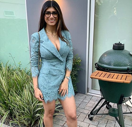 यूजर ने उड़ाई सुसाइड की झूठी खबर, पोर्न स्टार रह चुकीं मिया ने दिया ये जवाब