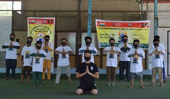 अफगानिस्तान में योग दिवस की धूम, इस भारतीय ने बनाया पॉपुलर