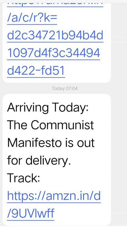 ऑनलाइन आर्डर किया कम्युनिस्ट मेनिफेस्टो, घर पहुंची भगवद गीता