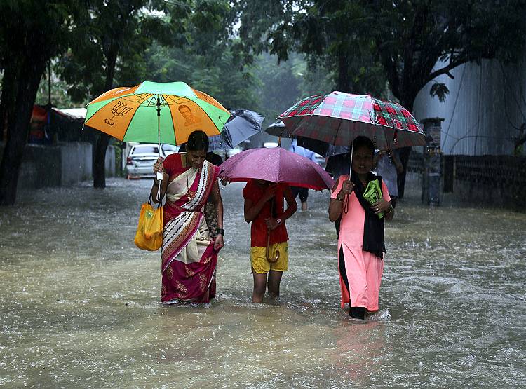 मॉनसून में 16 राज्यों में बाढ़ का खतरा! 123 बांधों में भरा है इतना पानी