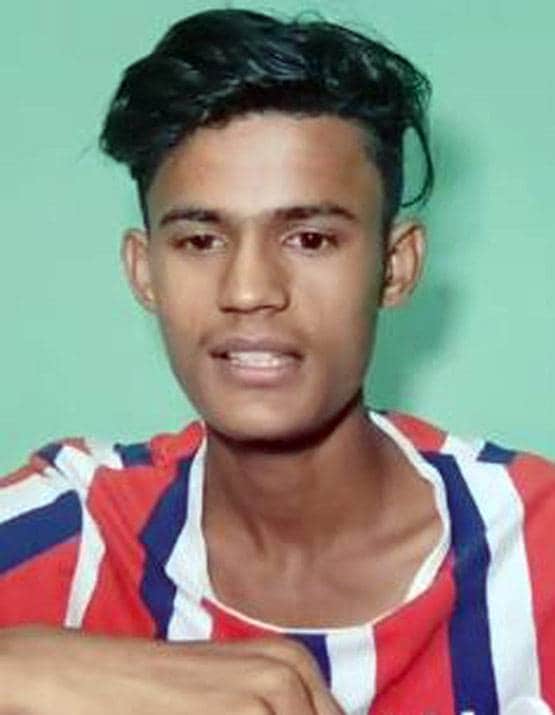 मजदूर का बेटा है 1 करोड़ जीतने वाले बाबा जैक्सन, अमिताभ-ऋतिक भी बने फैन