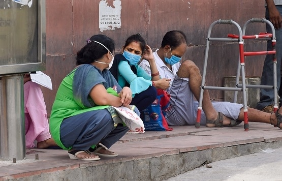 दिल्ली-NCR में कुल कोरोना केस चीन के आंकड़े के करीब पहुंचे, 167 देशों से ऊपर