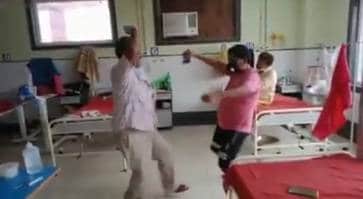 कोरोना वार्ड से डिस्चार्ज हुए मरीज, सपना चौधरी के गाने पर लगाए ठुमके