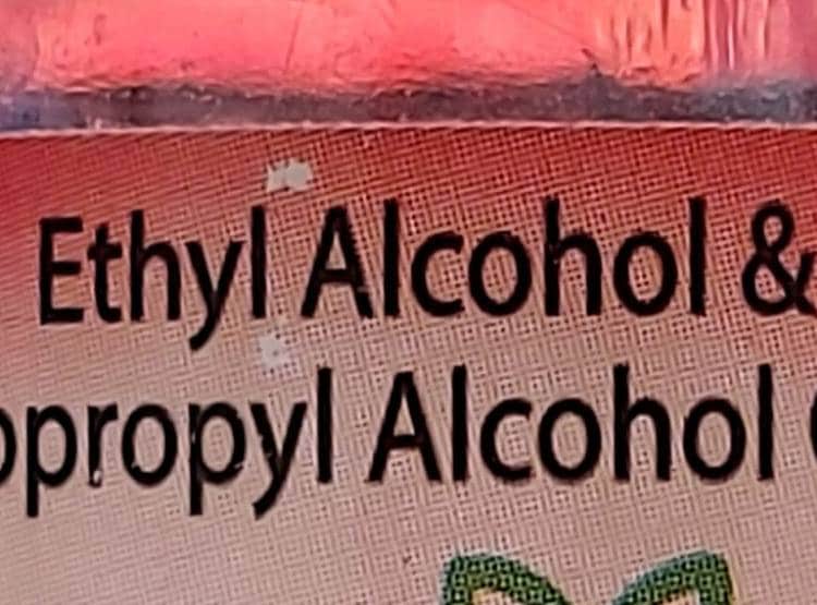 सैनिटाइजर के खिलाफ जारी हुआ फतवा, बताया इस्लाम के खिलाफ