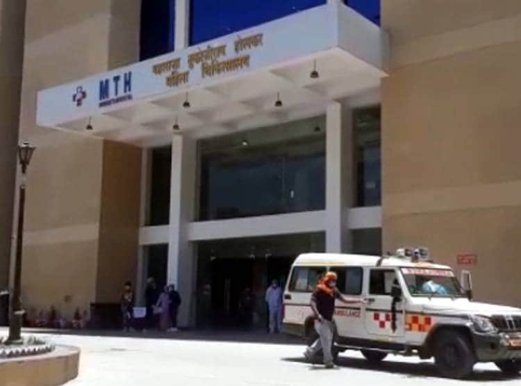 मौत के बाद कोरोना मरीज की कटी जेब, अस्पताल से मोबाइल-पर्स हुए गायब