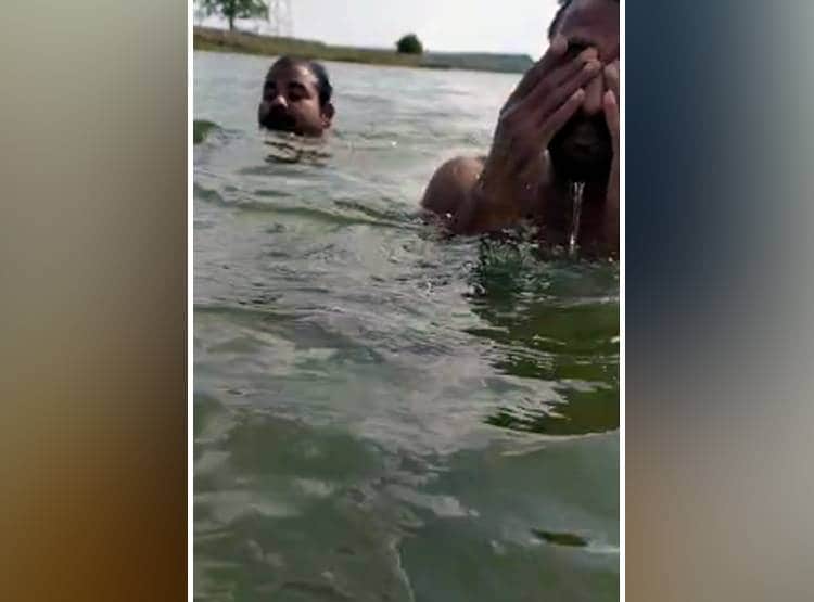 मगरमच्छ का हमला मोबाइल में कैद, एक झटके में पानी के अंदर चला गया शख्स