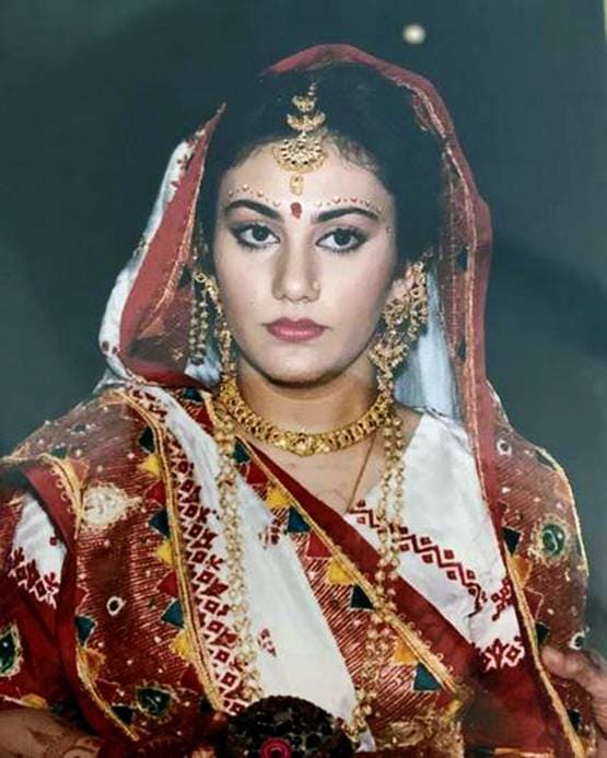 फिल्मी है रामायण की सीता की रियल लव स्टोरी, बताया हनीमून पर कहां गए थे