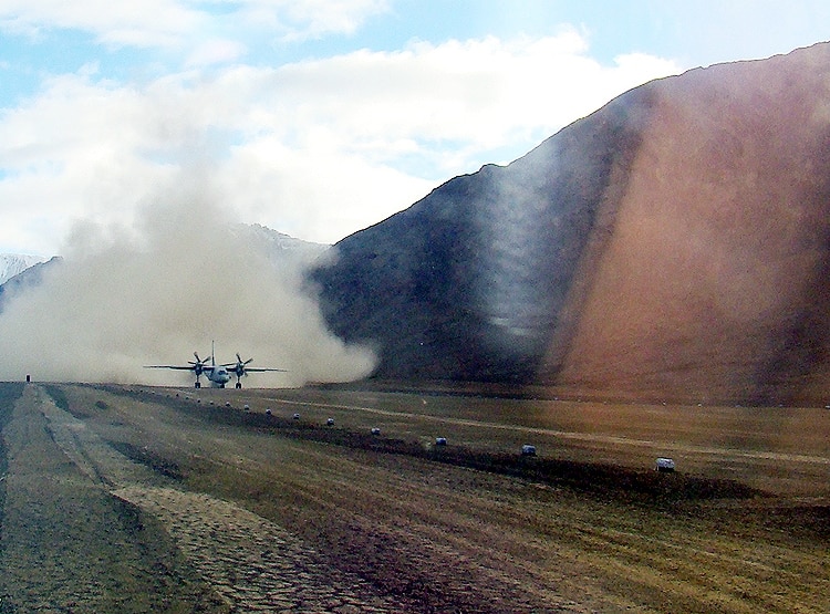 Daulat Beg Oldi: चीन को क्यों चुभ रही है दुनिया की सबसे ऊंची हवाई पट्टी