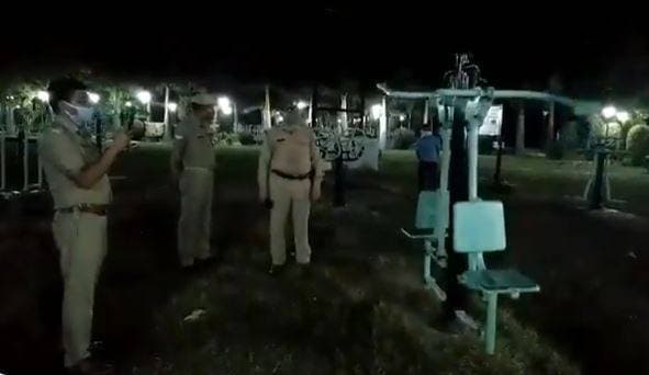 खुद कसरत करती मशीन देख लोग हैरान, बताया भूतों का साया, सच्चाई आई सामने