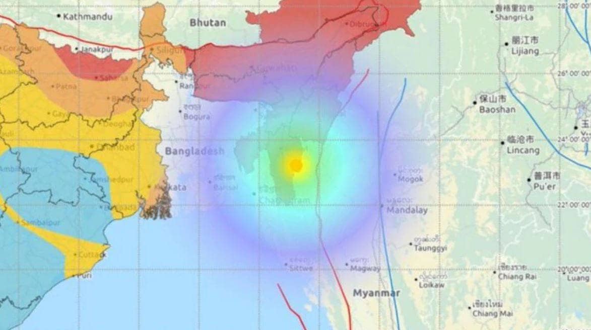 12 घंटे में भूकंप के दो झटकों ने मिजोरम को हिलाया, देखें तबाही की तस्वीरें