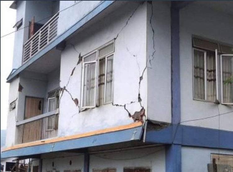 12 घंटे में भूकंप के दो झटकों ने मिजोरम को हिलाया, देखें तबाही की तस्वीरें