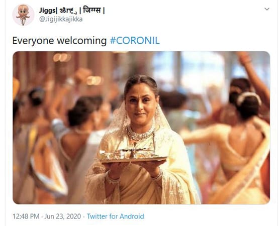 बाबा रामदेव ने लॉन्च की कोरोना की दवा, वायरल हो रहे ये फनी मीम्स