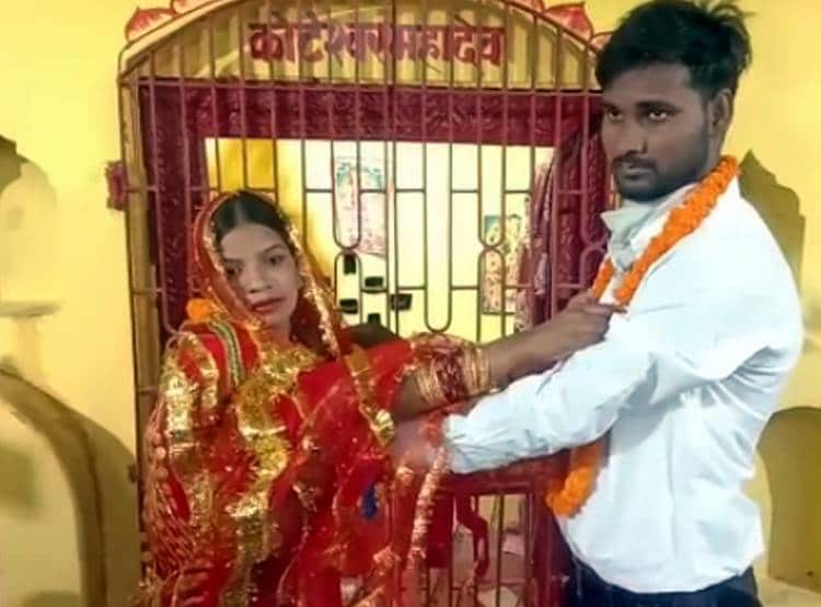 शादी से मुकरा प्रेमी तो प्रेमिका ने पुलिस से पकड़वाकर थाने में लिए सात फेरे