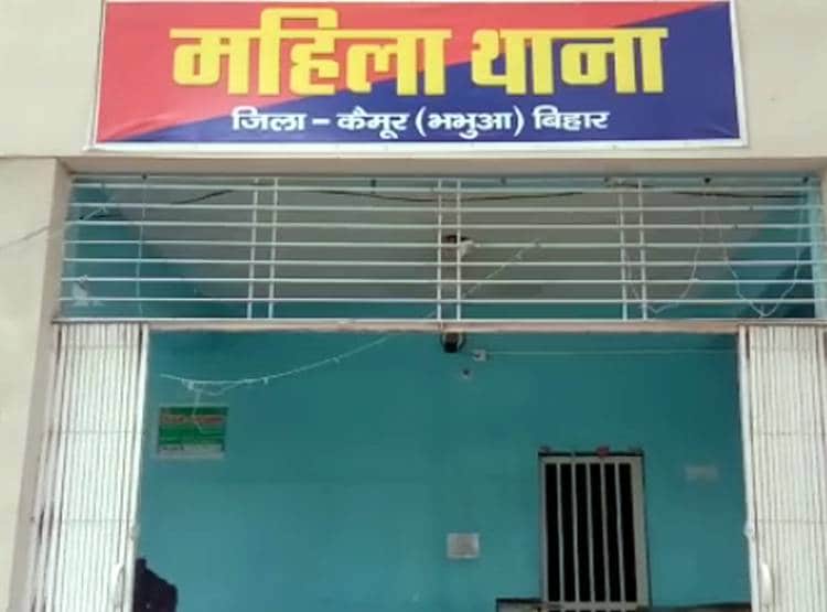 शादी से मुकरा प्रेमी तो प्रेमिका ने पुलिस से पकड़वाकर थाने में लिए सात फेरे