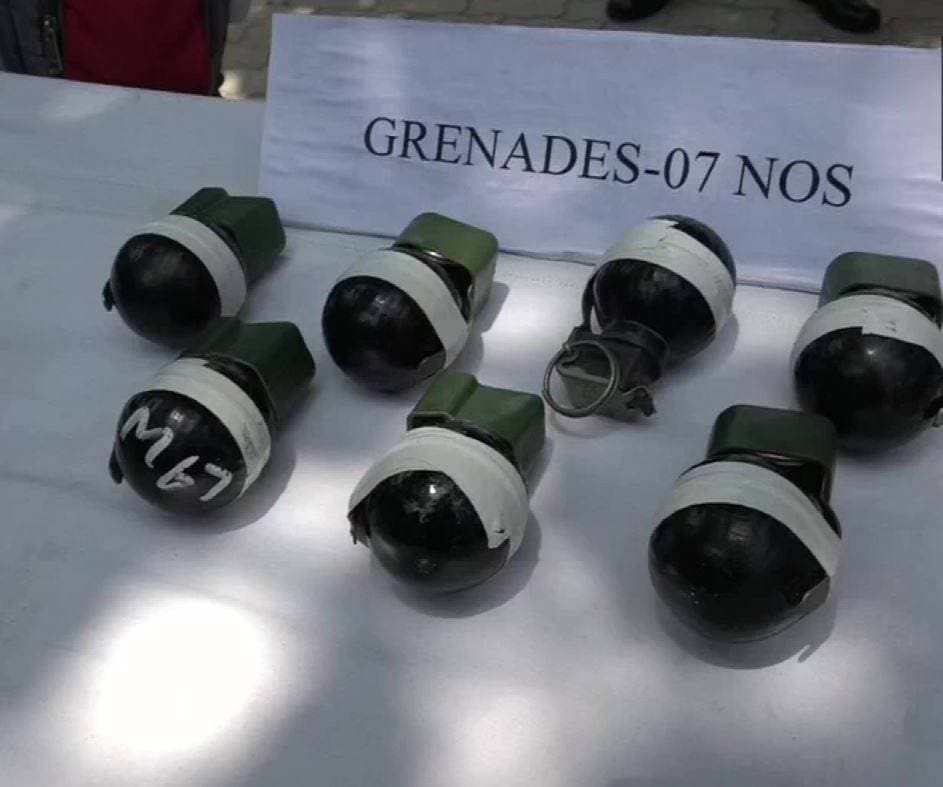 PAK की नापाक साजिश, ड्रोन से भारत में ऐसे भेज रहा बम और बंदूक