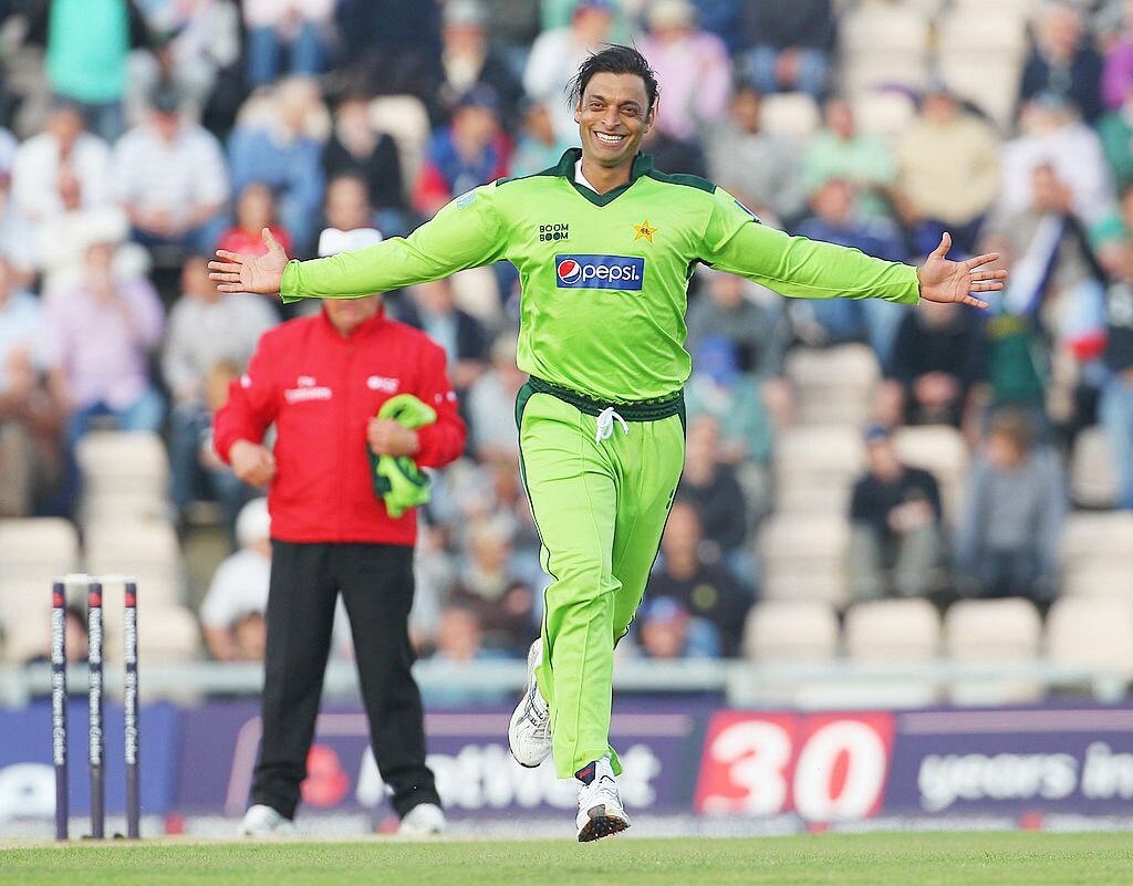 'लाहौर में अख्तर ने मुझे मारने की धमकी दी', इस बॉलर ने बताया वाकया