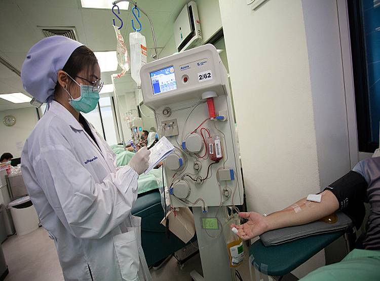 कोरोनाः गंभीर मरीजों के लिए प्लाज्मा थैरेपी सफल नहीं पर एक खुशखबरी भी...