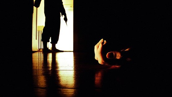 शराब खरीदने को कोरोना अस्पताल से भागा हत्या आरोपी, दोस्त ने पकड़वाया