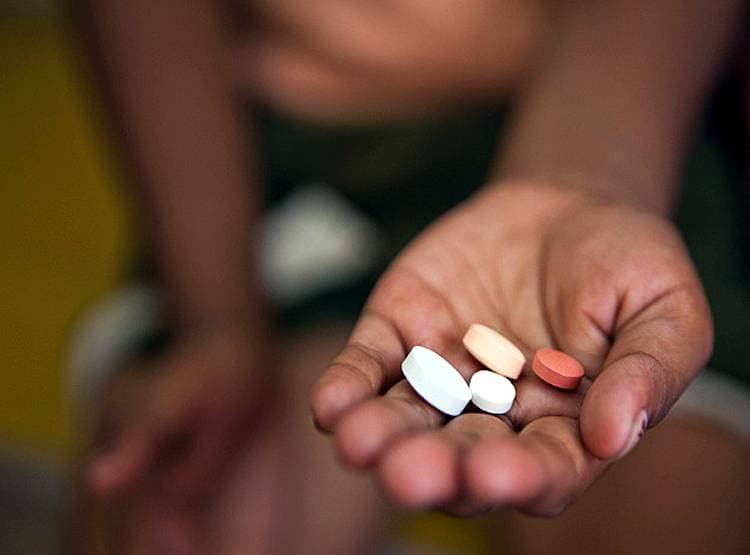 भारतीय दवा उद्योग के खिलाफ चीन की सीक्रेट चाल, डंप कर रहा ये दवा