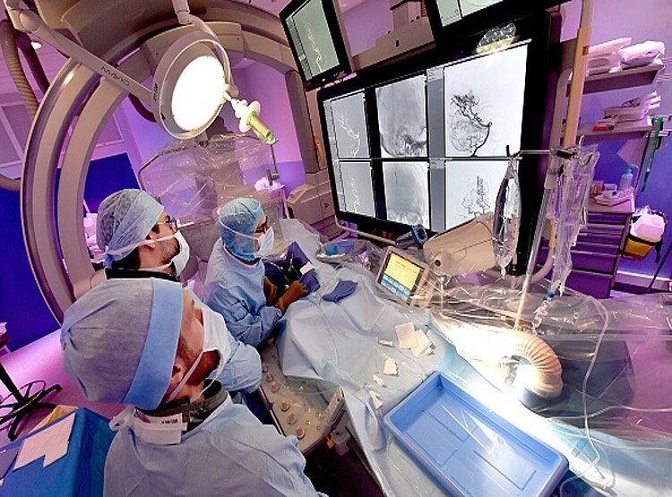 30 वर्षीय शादीशुदा महिला को इलाज के दौरान पता चला कि वह पुरुष है