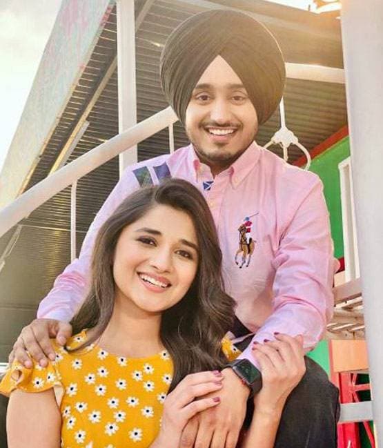 लॉकडाउन के बाद टीवी एक्ट्रेस कनिका मान ने शुरू की शूटिंग, देखें तस्वीरें