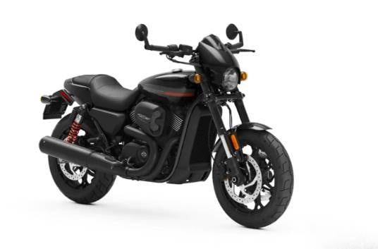 इस बाइक के भारत में खूब दीवाने, मिल रही 56,600 रुपये की छूट