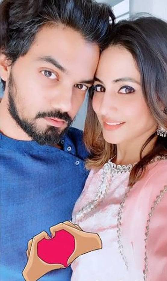 बॉयफ्रेंड रॉकी संग हिना खान ने शेयर की फोटो, दिखी खास बॉन्डिंग