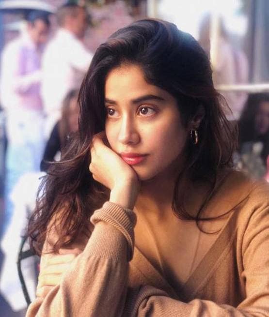 अमिताभ-आयुष्मान से पहले इन एक्टर्स ने किया OTT प्लेटफॉर्म पर काम, ऐसा हुआ हाल