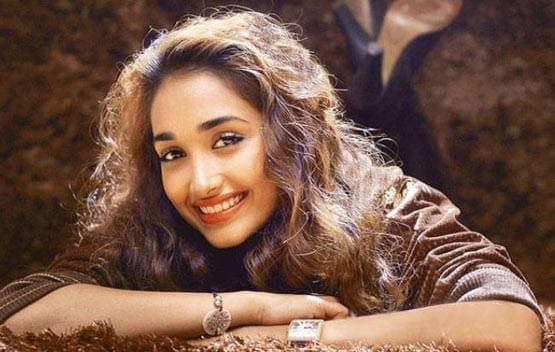 सुशांत से पहले इन सितारों की मौत ने इंडस्ट्री समेत फैंस को किया शॉक्ड