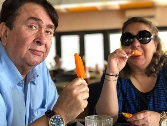 बचपन की यादों के साथ सेलेब्स ने मनाया फादर्स डे, शेयर की अनसीन तस्वीरें