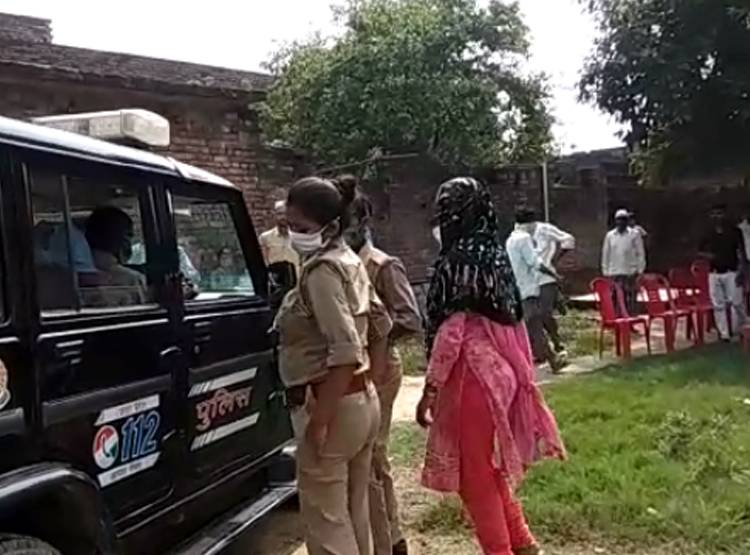 निकाह में पुलिस लेकर पहुंची प्रेमिका, फिर दुल्हन के बिना लौटी बारात