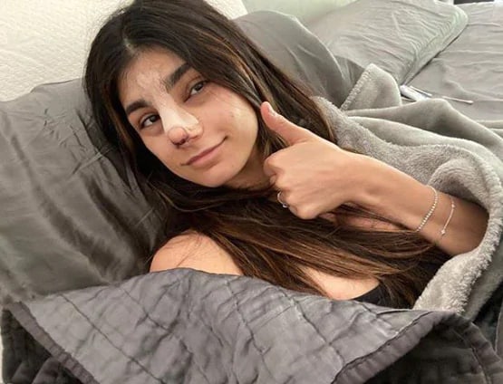 यूजर ने उड़ाई सुसाइड की झूठी खबर, पोर्न स्टार रह चुकीं मिया ने दिया ये जवाब