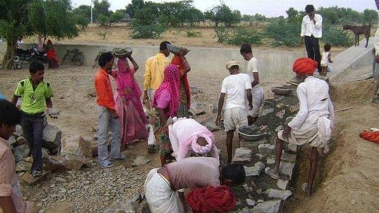 अब घर के पास मिलेंगे 25 तरह के काम, जानें- क्या है गरीब कल्याण रोजगार अभियान