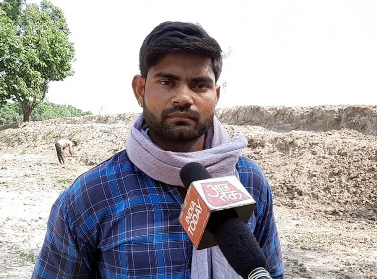 मनरेगा में फावड़ा चला रहे बीए-एमए डिग्री धारक, 201 रुपये रोज है मजदूरी