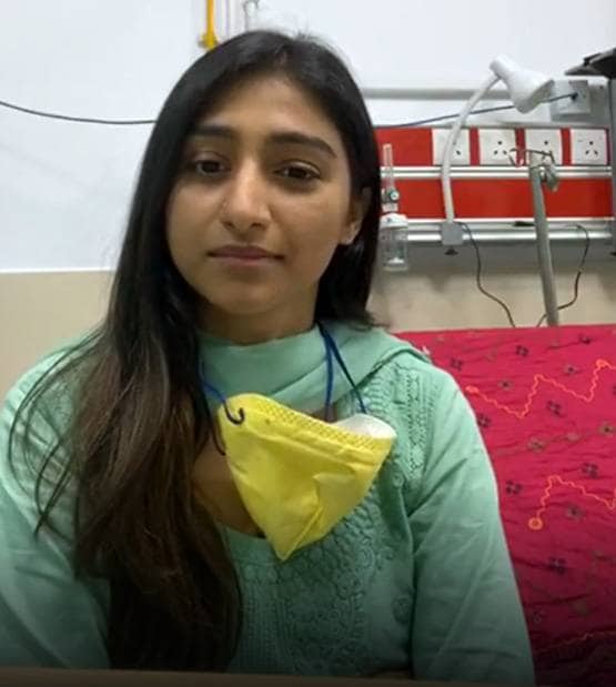 कोरोना पॉजिटिव होने की कहानी सुनाते हुए रो पड़ीं एक्ट्रेस मोहिना, वीडियो