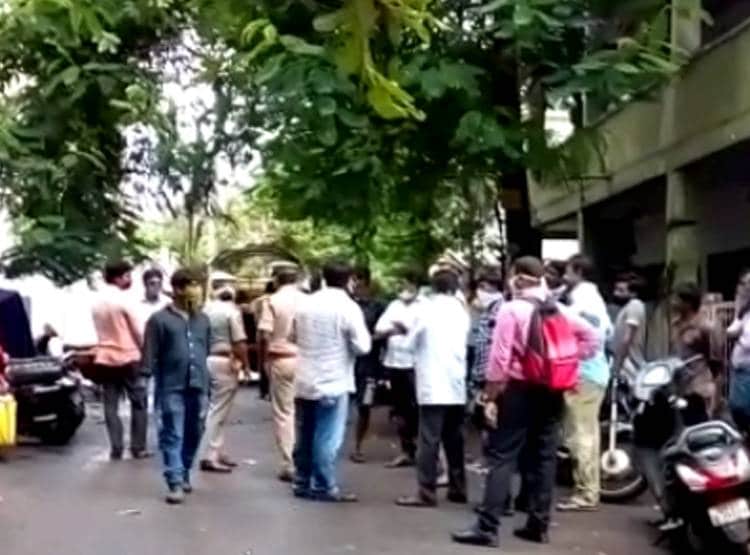 खूबसूरती बनी मर्डर की वजह, बाल-भौंह काटे, शरीर पर मिले 33 जख्म