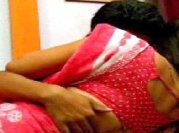 प्रेम संबंधों में रोड़ा बन रहा था बेटा, मां ने प्रेमी से करवाई हत्या