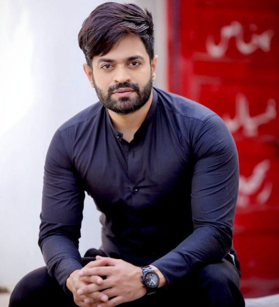 कोरोना की चपेट में आ चुके 8 पाकिस्तानी सेलेब्स, बताया क्या ले रहे ट्रीटमेंट