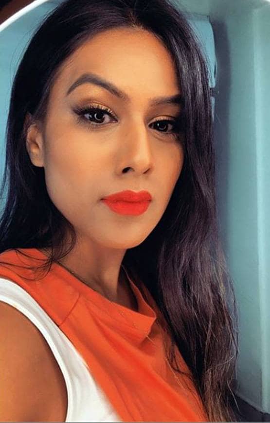 निया शर्मा ने बिखेरा खूबसूरती का जलवा, शेयर की मोनोक्रोम फोटोज