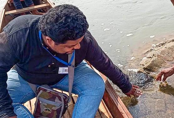 नदी में उभरे 500 साल पुराने मंदिर की क्या है कहानी, देखने उमड़े लोग