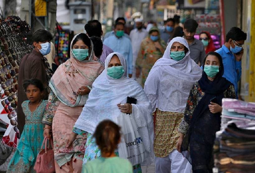 क्या है 'स्मार्ट लॉकडाउन', जिसकी वकालत कर रहे हैं इमरान खान