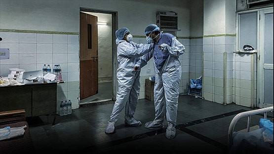 PPE किट और जीवनसाथी का संग, कोरोना से नवविवाहित डॉक्टर जोड़े की जंग