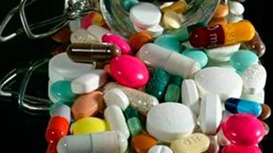 डॉक्टरों को बड़ी सफलता, मिली कोरोना से जान बचाने वाली पहली दवा