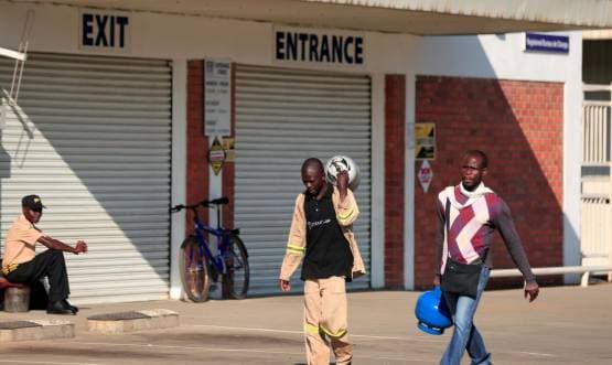 कोरोना वायरस को लेकर की गड़बड़: इस देश में स्वास्थ्य मंत्री गिरफ्तार